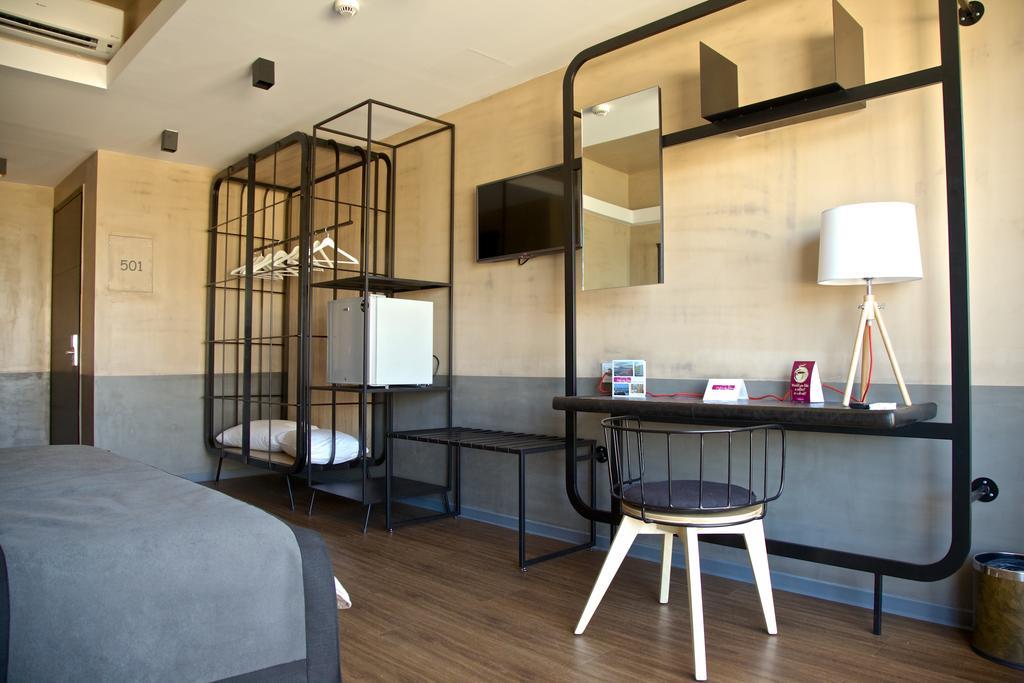 Adonis City Hotel Patras Quarto foto