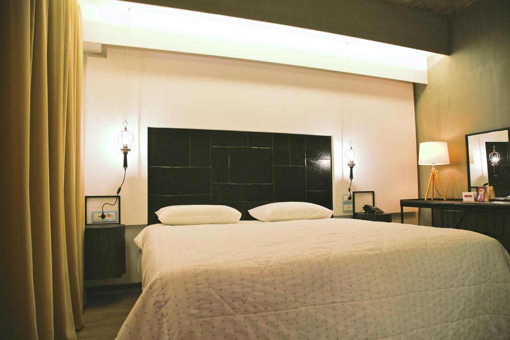 Adonis City Hotel Patras Quarto foto
