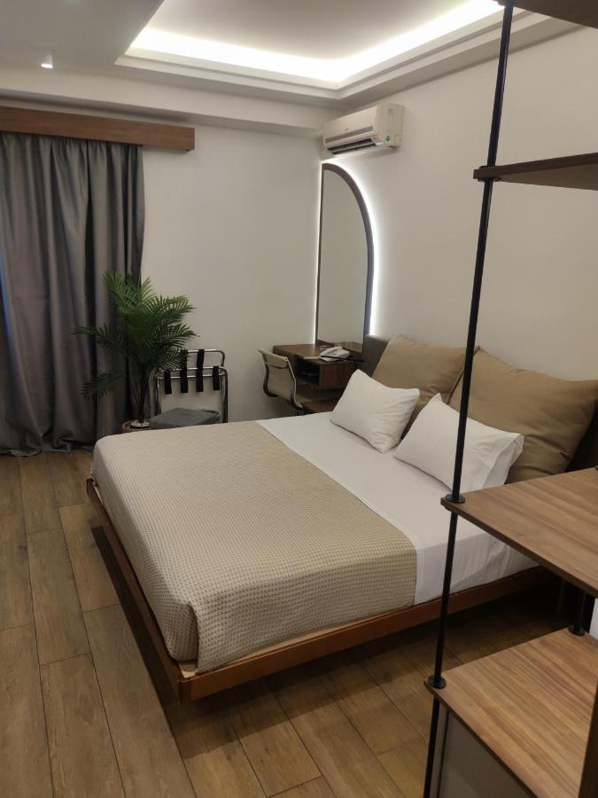 Adonis City Hotel Patras Exterior foto