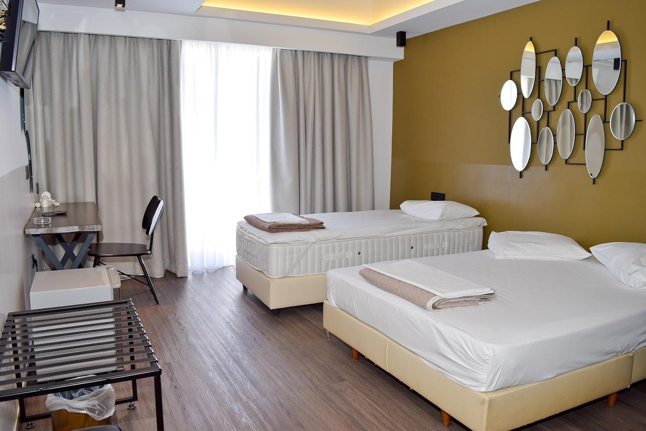 Adonis City Hotel Patras Exterior foto