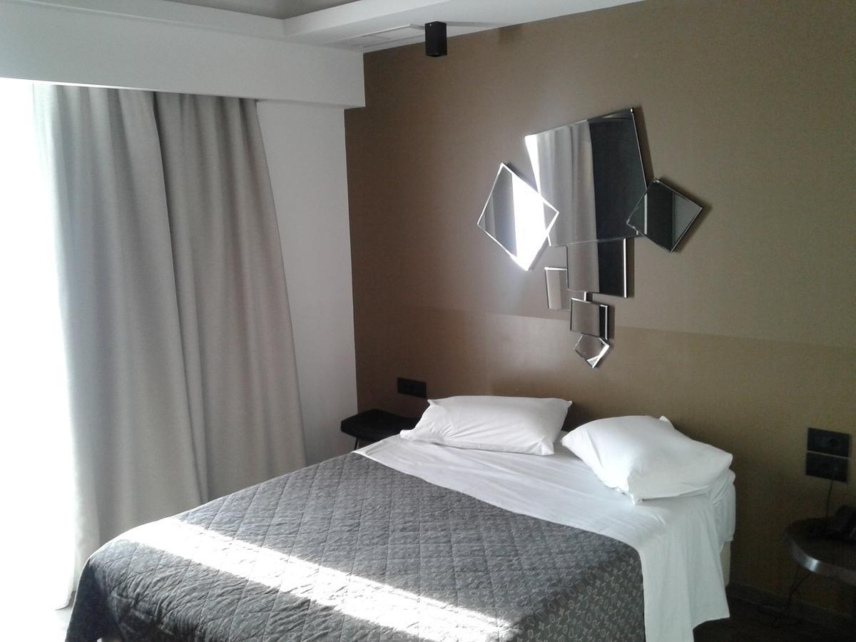 Adonis City Hotel Patras Exterior foto